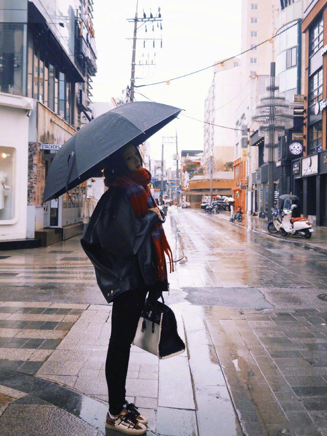 关晓彤和粉丝交换库存关晓彤更新晓晓世界 好漂亮啊 