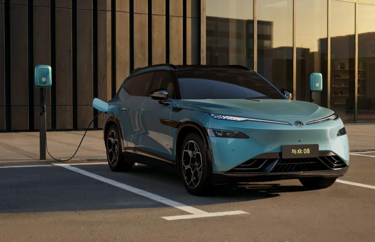 4月16日，与众08上市，新车是大众安徽汽车旗下全新纯电SUV，新车共推出3款配