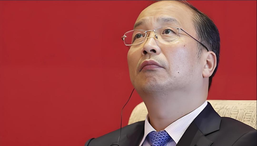 5年涨了190点！每年只涨38点，平均年涨幅1%，知道我说的是谁吧？5年发行19