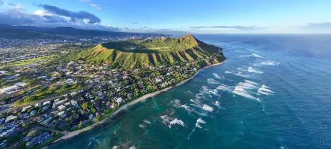 有个台湾年轻人，建议国家统一台湾后，既不设省，也不设行政区，而是像美国的夏威夷那