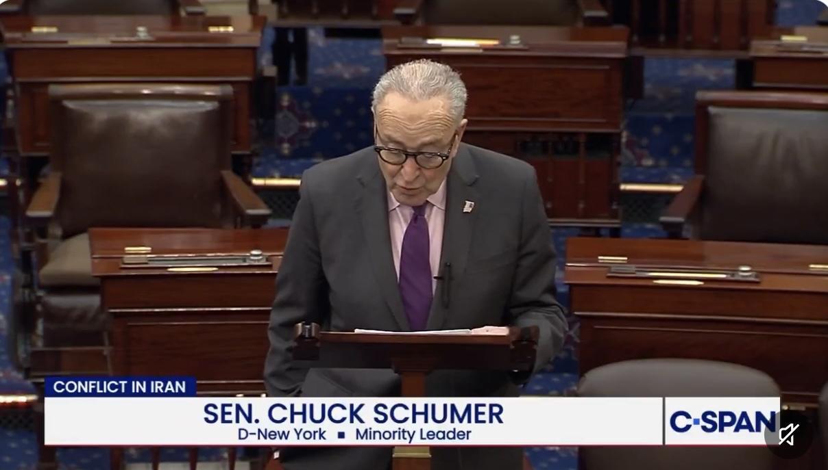 美国参议院少数党领袖舒默SenSchumer：“特朗普把自己逼到了死角，他自己也