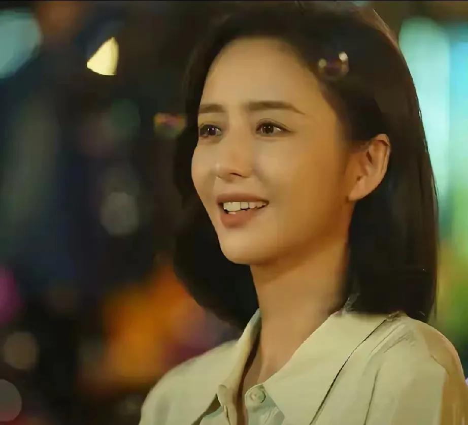 彻底藏不住啦！佟丽娅自曝和苏翊鸣的特殊关系，和陈思诚的过往彻底成对比！
    