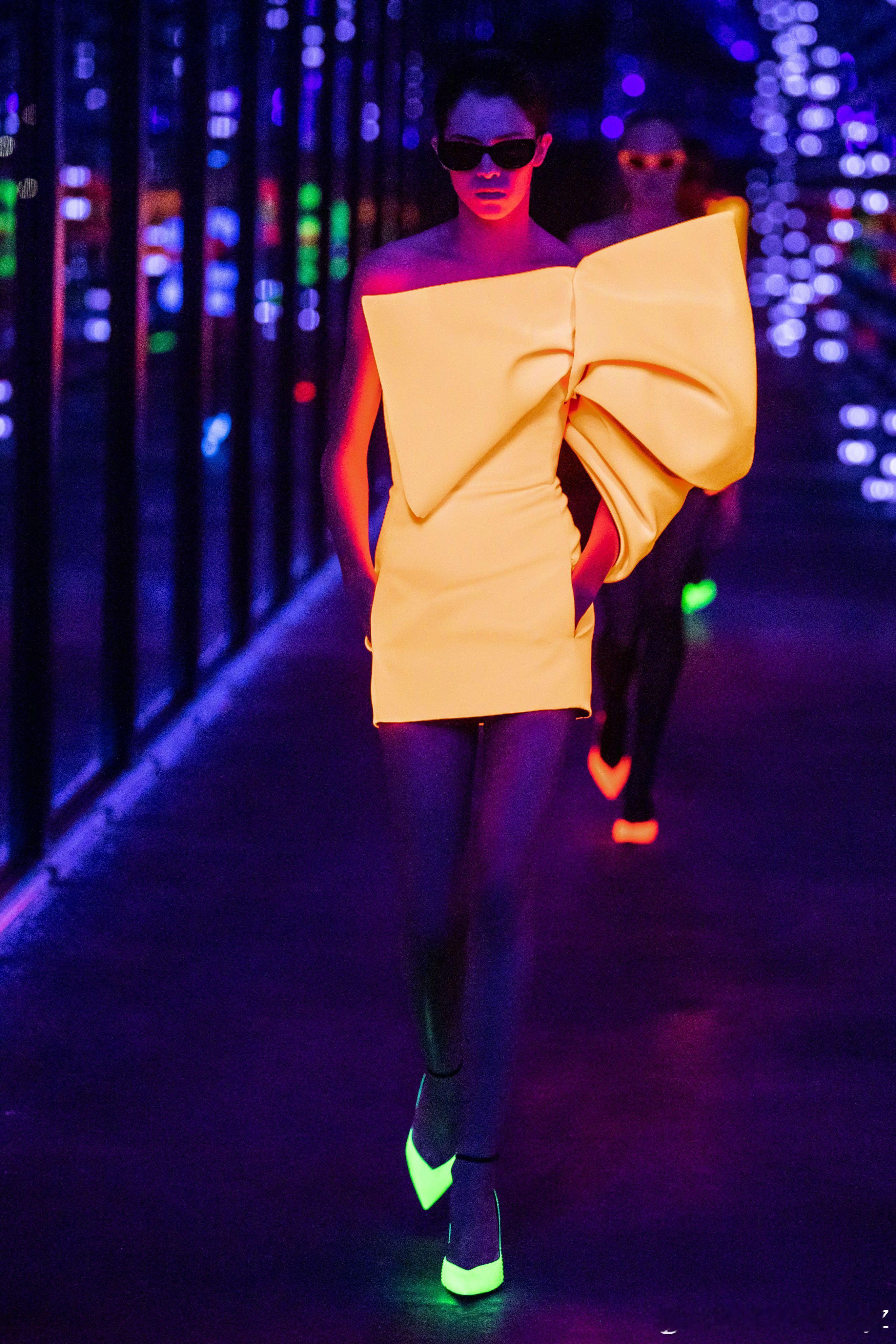 Kering 确认了广为流传的消息：Anthony Vaccarello 确认结