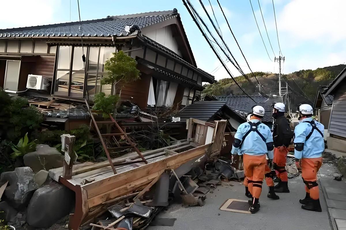 日本又地震了！

当地时间5月5日早上8点54分，日本三陆地区近海发生5.2级地