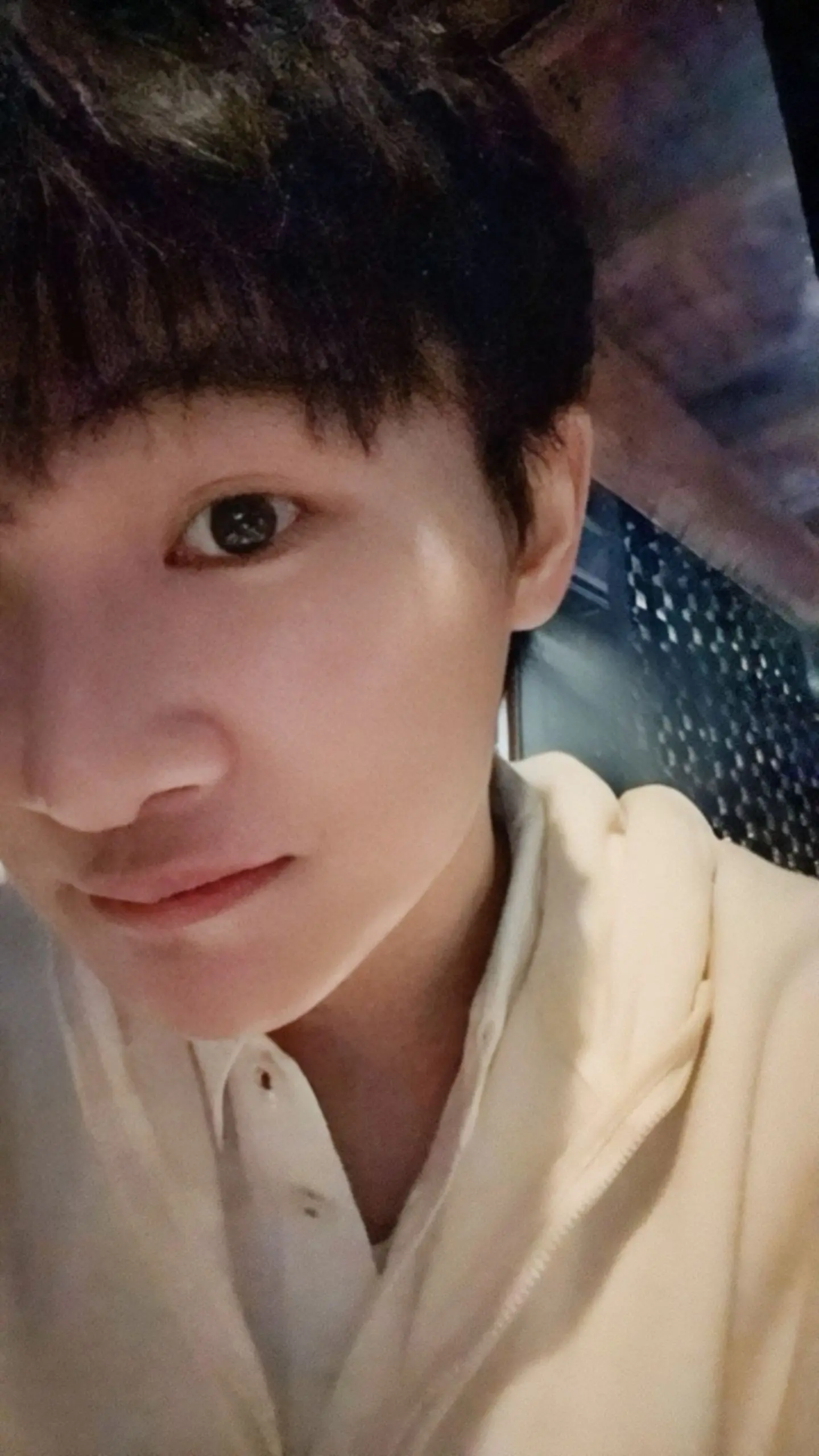终于晒出左脸了吗
