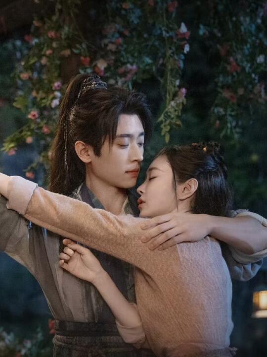 好配啊❗️新剧上线❗️美女将军和王爷❗️