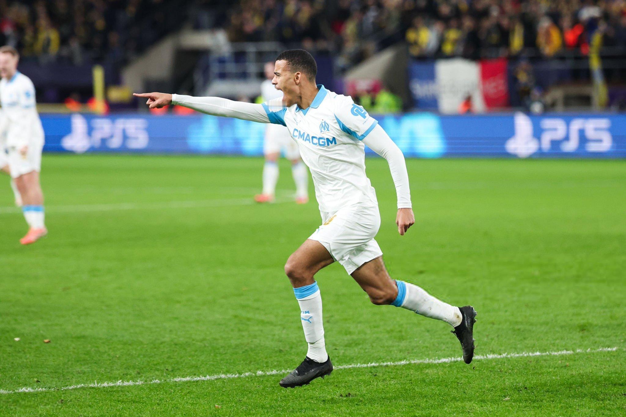 格林伍德欧冠双响，目前他直接参与17球，法甲10球高居射手榜第一。离开曼联后数据