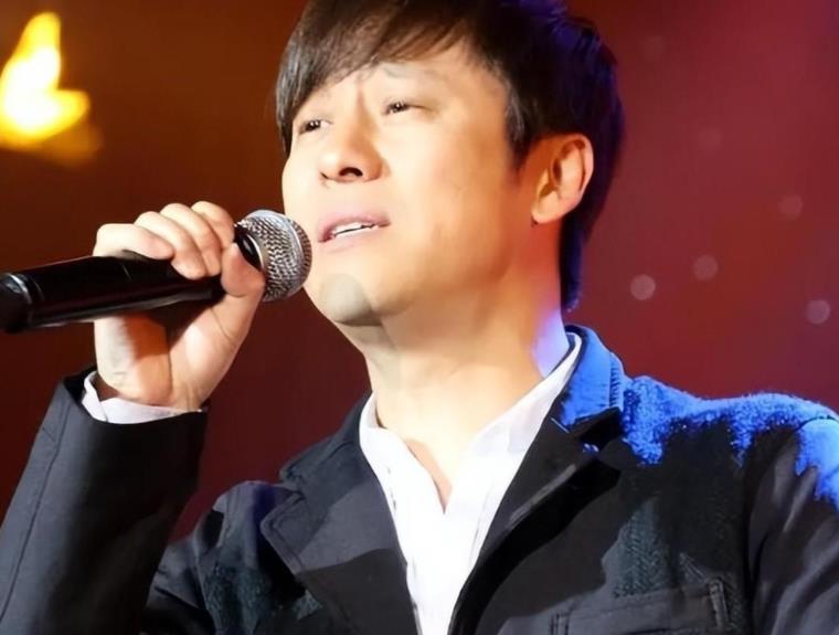 解晓东这种相对与世无争，自由自在过活的人，不仅理解也欣赏！
 
比那些凑着老脸一