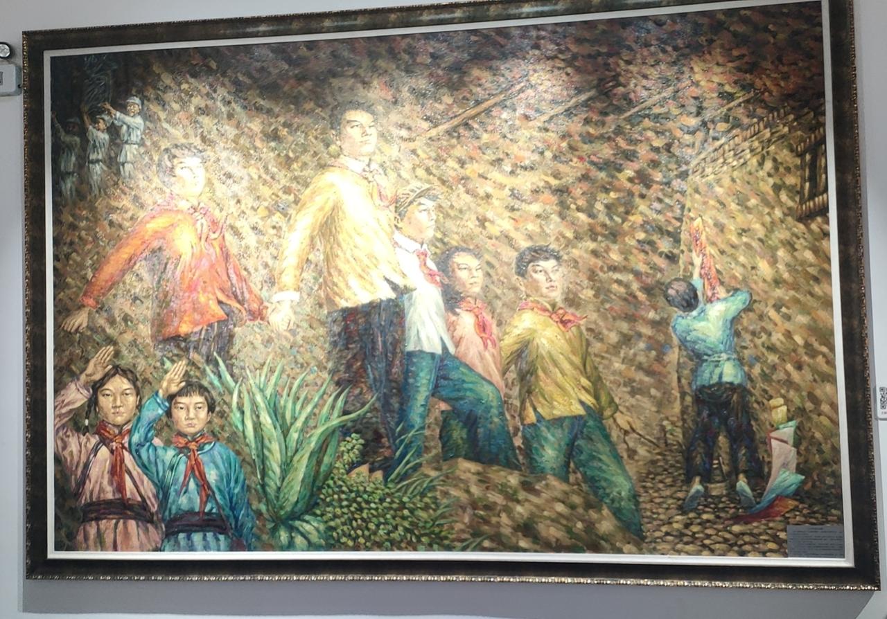 这个是50年代发生在英雄小八路身上的一个故事，几个小孩子手拉手，让电流从自己身体