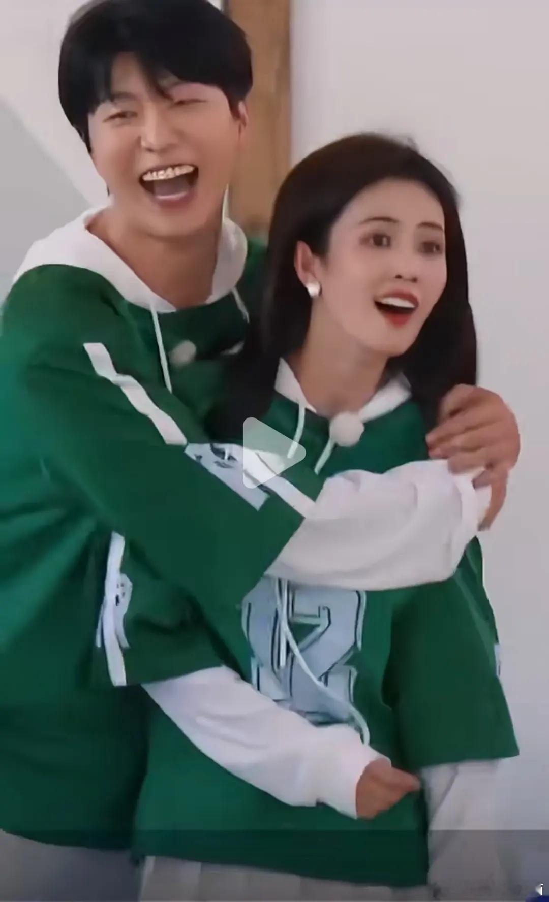 范丞丞和白鹿是不是有点过于亲密了 ​​​