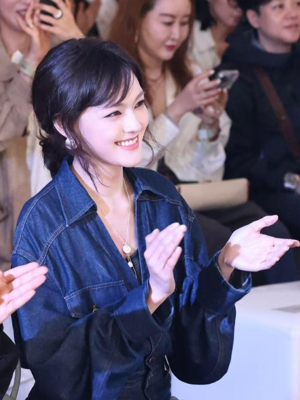 《三滴血》直播自曝长相局限，却16岁演孕妇，从“认命孬种”逆袭为母则刚。搭档胡歌