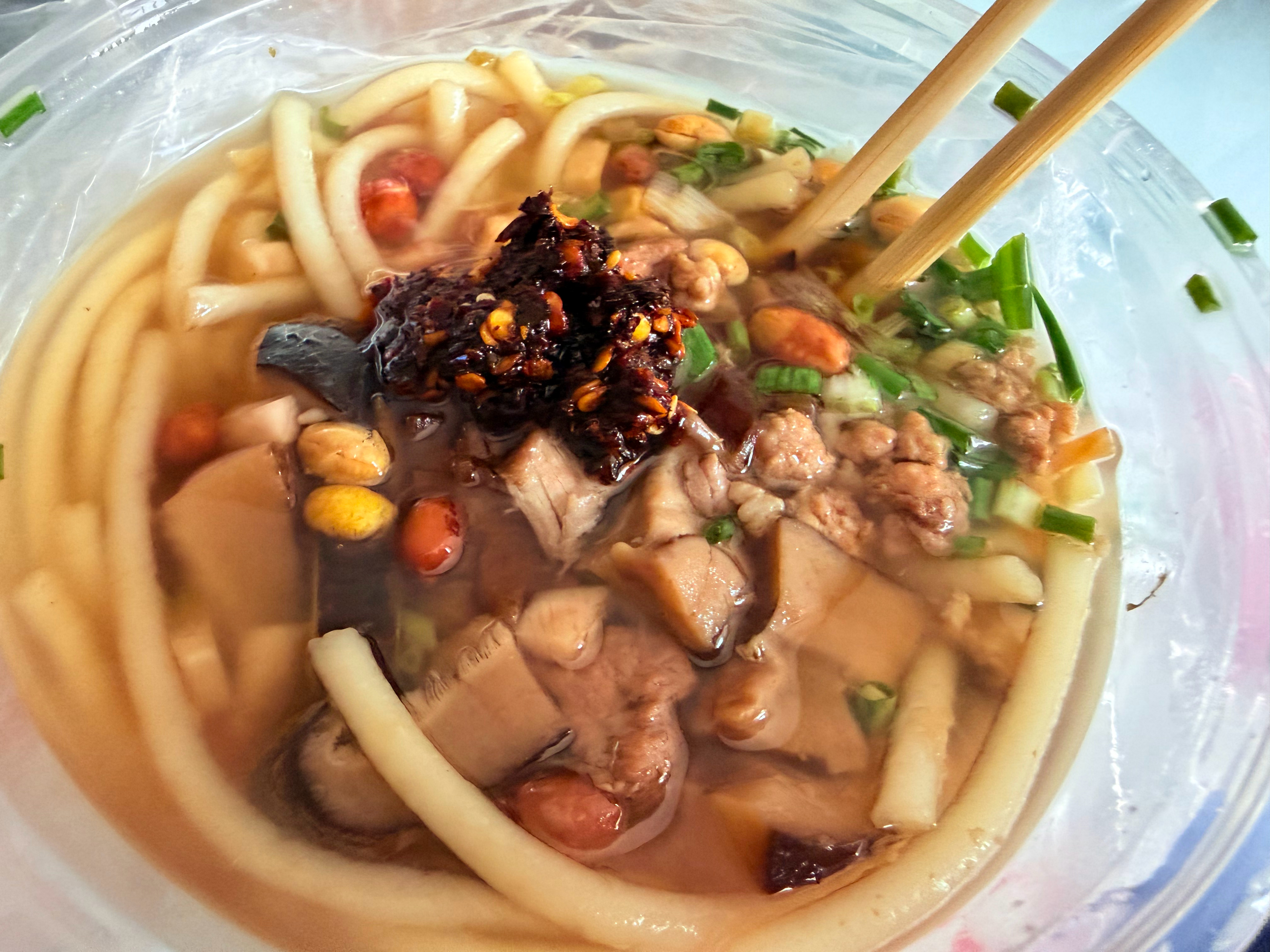 小猴呆の废话真多 早。。。吃完早午饭继续忙了。。。。。怎么有那么多事要做 贵阳