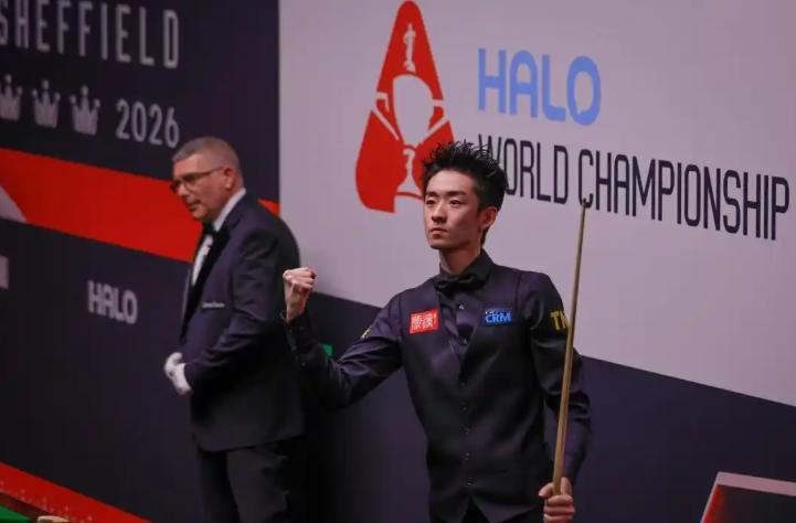 一分绝杀太刺激了！71比70！吴宜泽在斯诺克世锦赛四分之一决赛决胜局中，以1分优