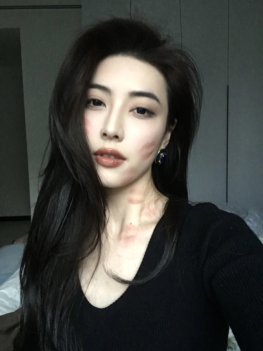 谁亲的💋