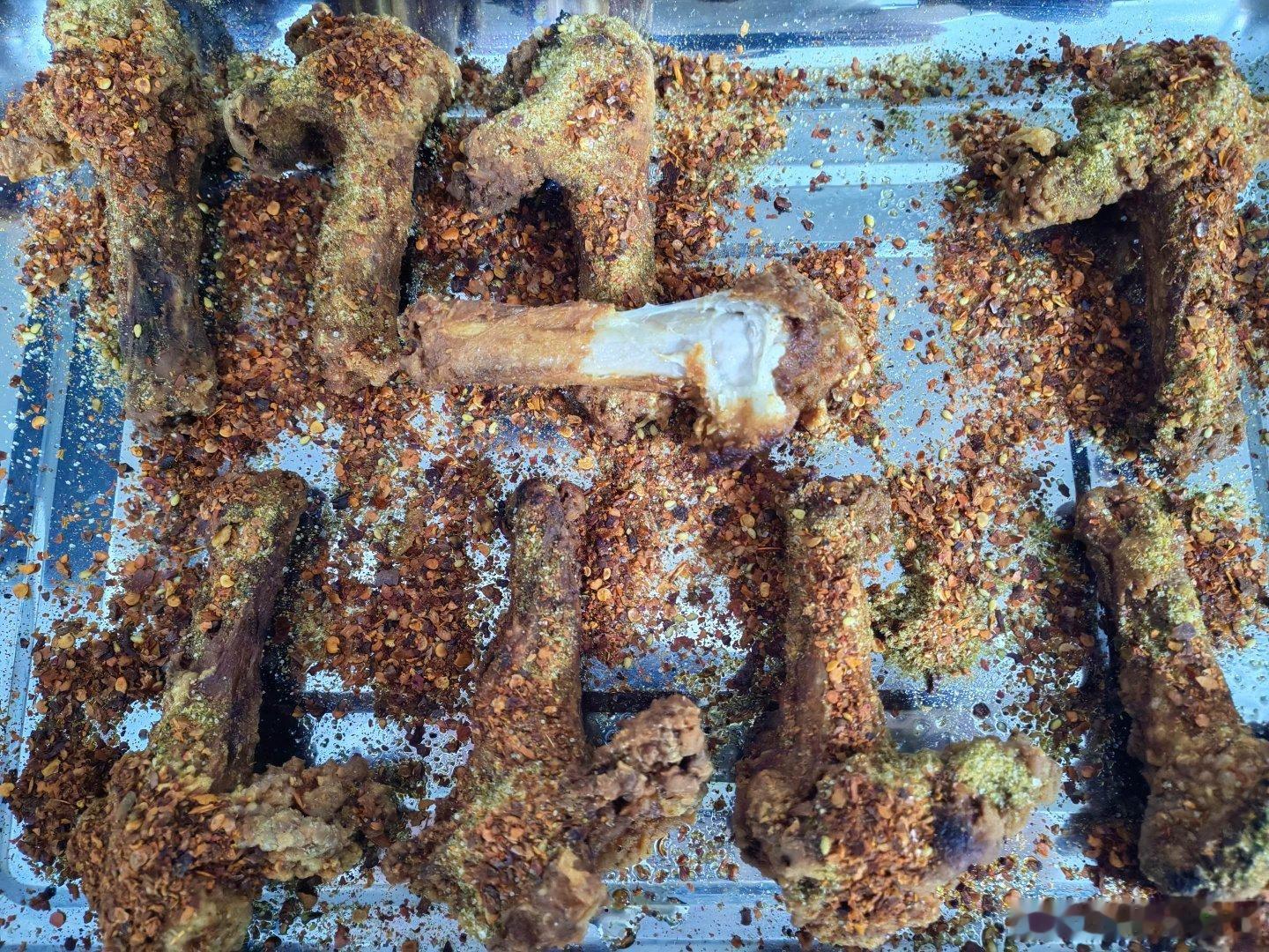 中午做的香辣鸭翅根 