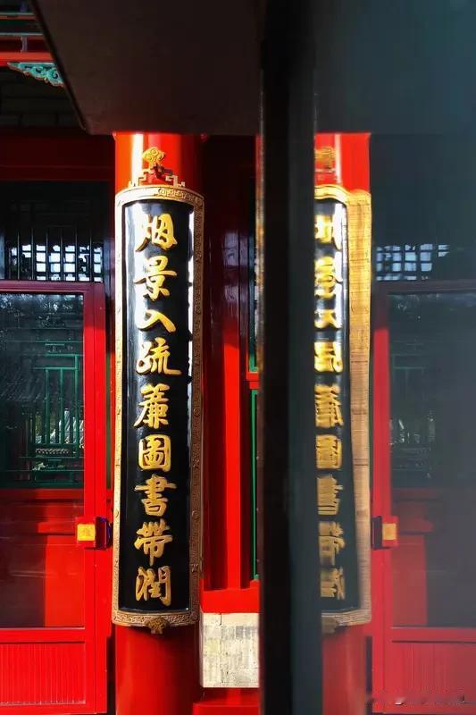 此联已经8个月无人能对！
这对联颇富难度，我已经询问了正在上大学的好几个同学了。