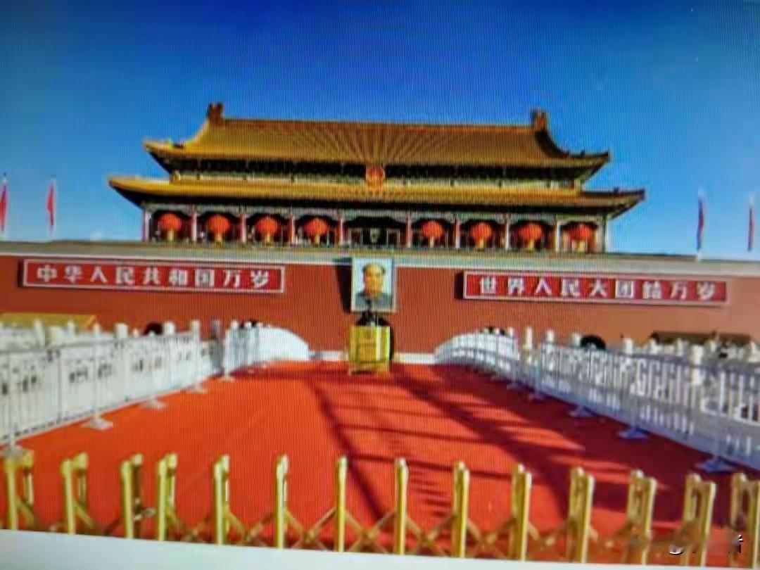 那一年，天安门上发现7枚炸弹
在1969年一1970年之间，中央决定对天安门进行