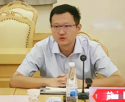 2026年3月24日晚，信达证券女研究员唐婵玉在上海出差期间，指控遭研究所所长左