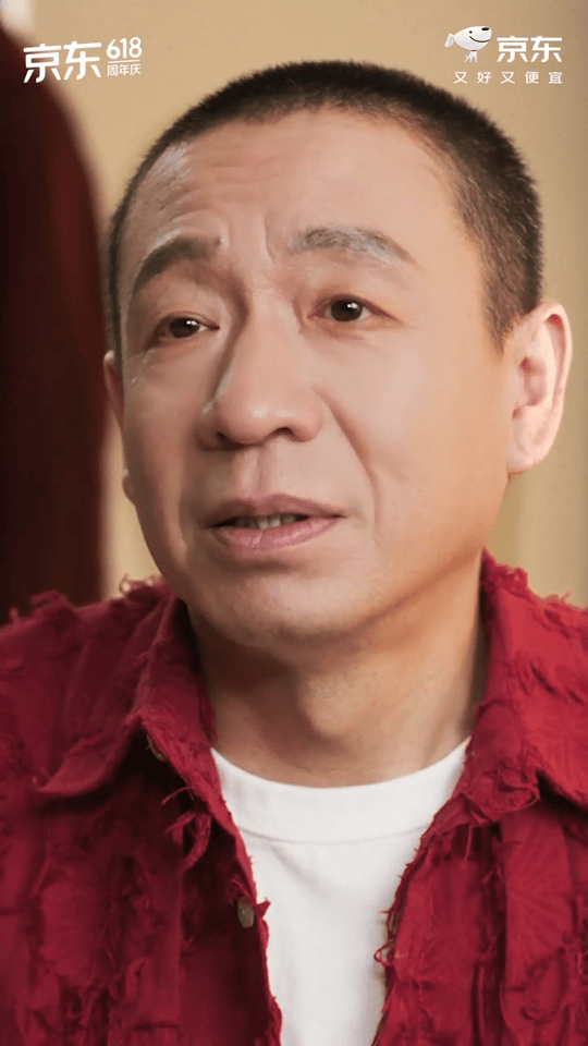 梁龙要给球迷们整个曲儿 赛事临近喜气拉满！梁龙唢呐一响好运登场，为球迷送上满满好