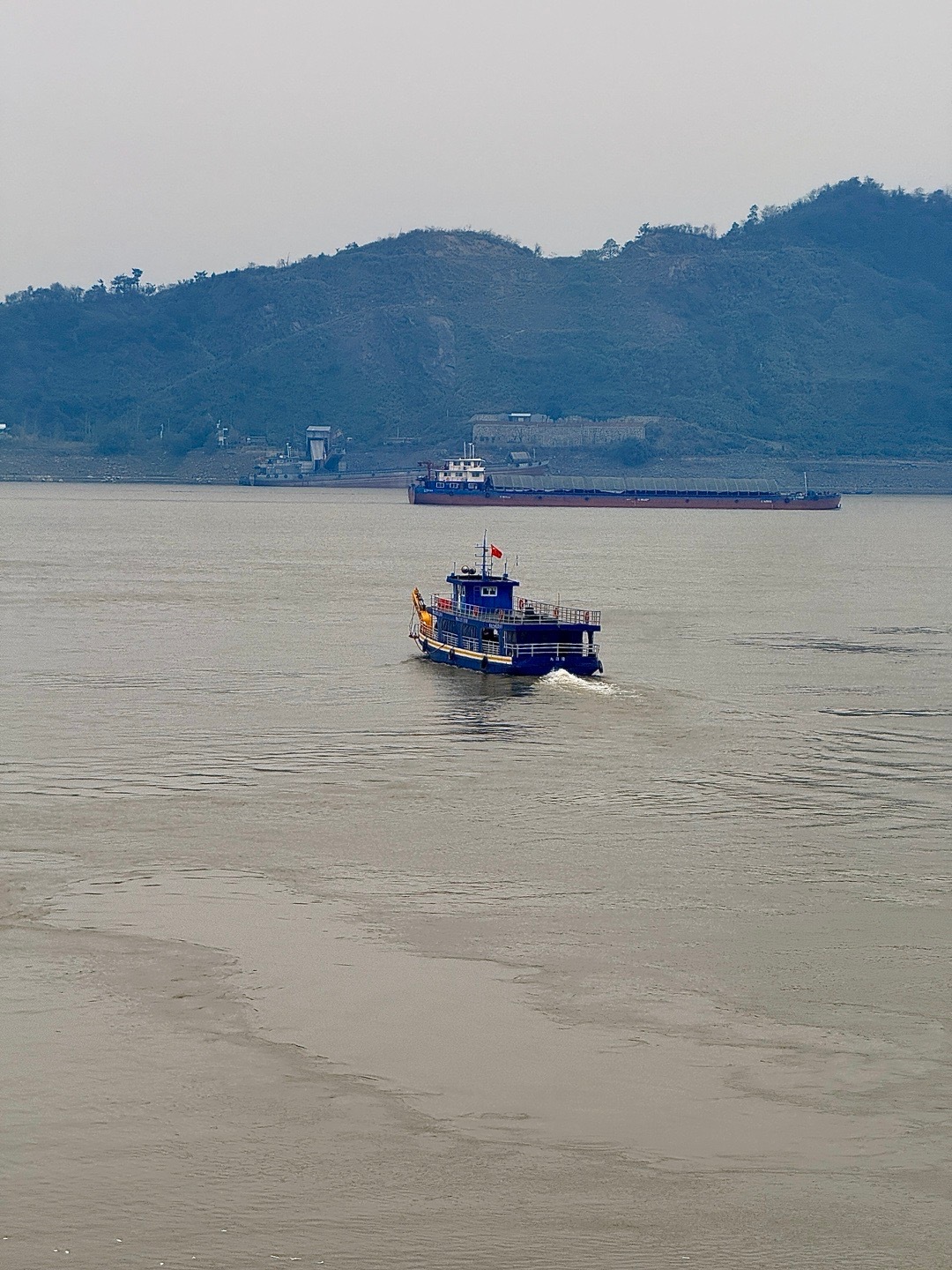 中途下车的人很多 你不必耿耿于怀 