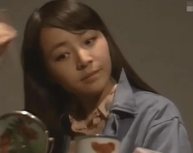 宋丹丹，1985年，在电视剧《寻找回来的世界》饰演“失足少女”宋小丽，获第六届中