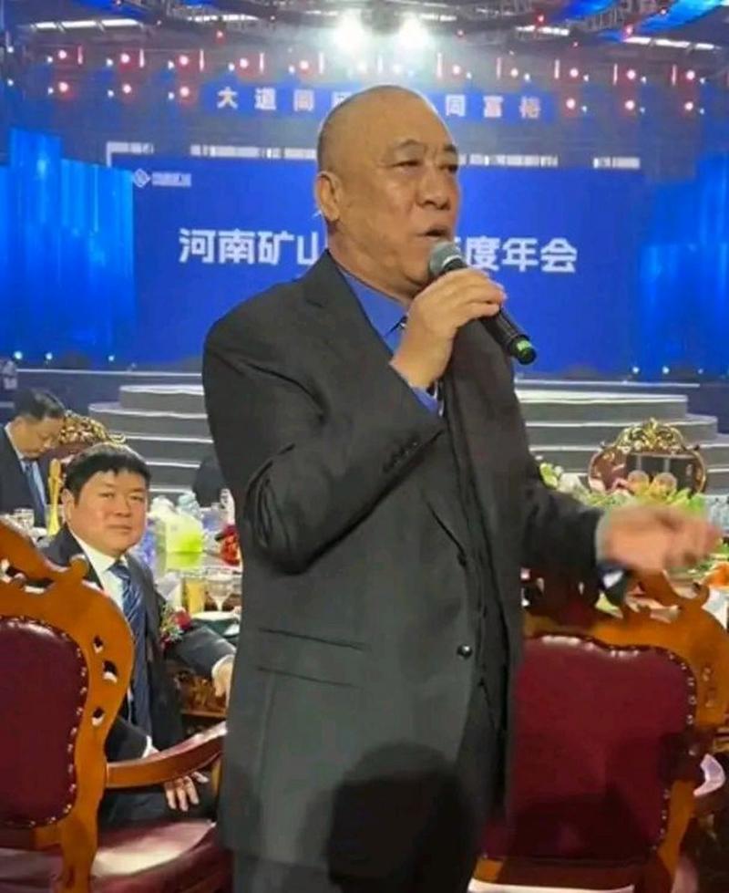 当全行业都在靠人脸识别卡1分钟迟到、迟到就扣全勤的职场环境里，河南这家5000多