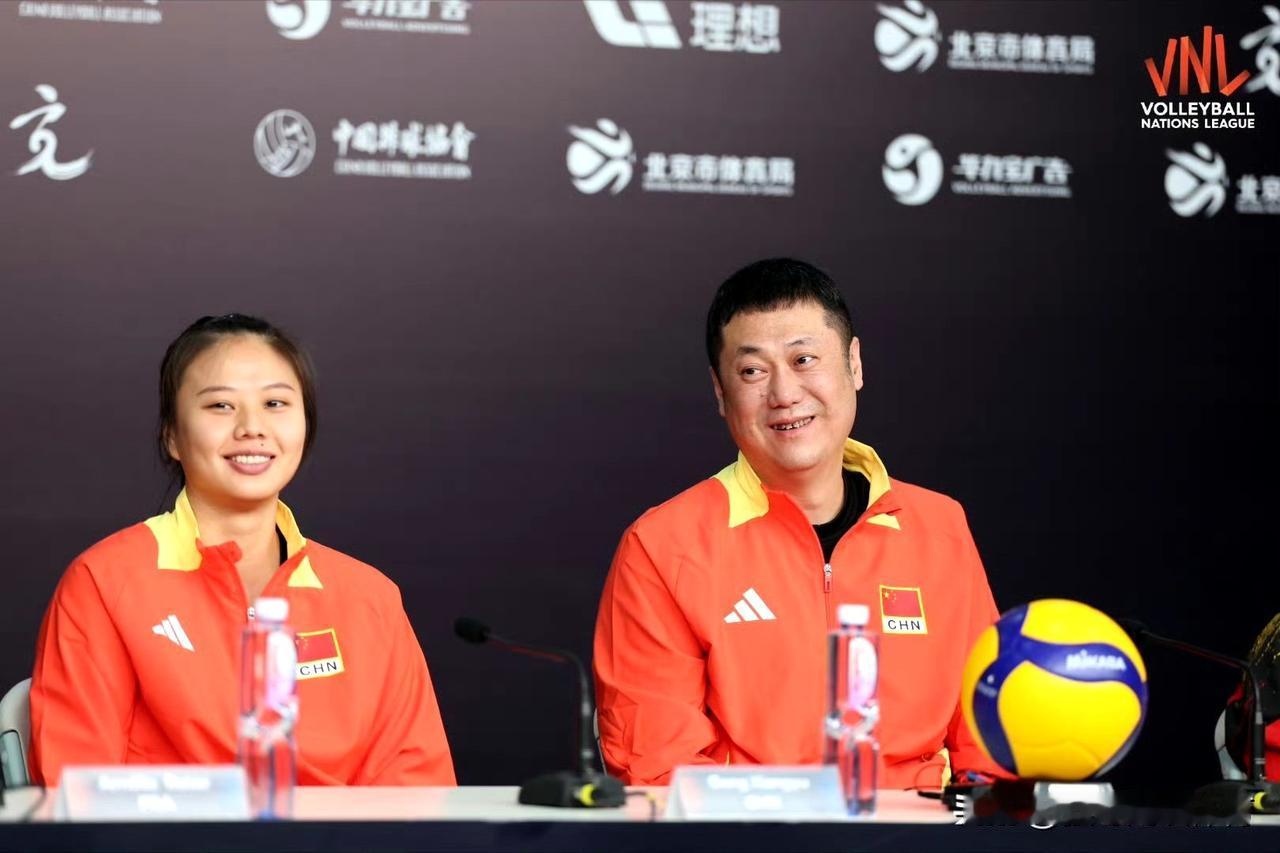 中国女排迎来新周期首秀！首发阵容已经初见端倪！但央视并无直播计划

明日世界女排