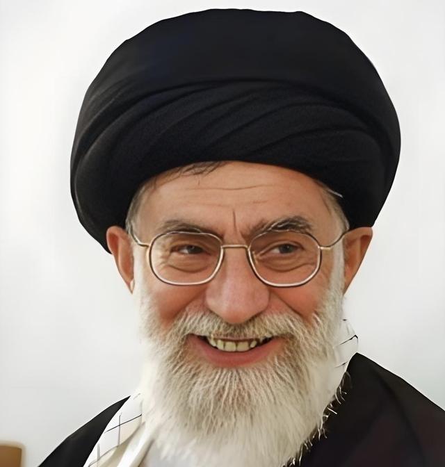 伊朗最高领导哈梅内伊遇袭身亡。他是伊朗最神秘的最高统治者。不得不说以色列的情报能