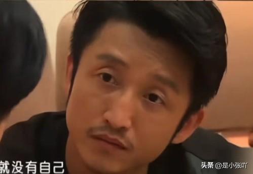 都说爱妻者风生水起，可我想了半天，好像没有这样的典型啊！
李嘉诚不是、刘强东不是