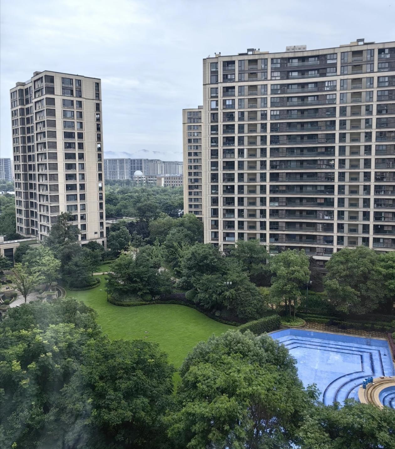 春节儿子给我转180，给岳母转8万，我把学区房卖了他傻眼

我心里那个滋味，真是