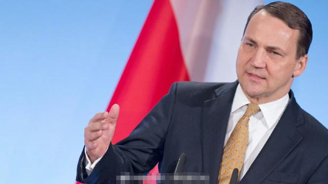 特朗普的观点不重要，无论他制定了什么样的方案，乌克兰都不可能因此投降。据俄罗斯媒