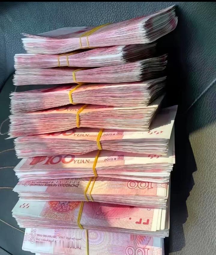 发现没，存款一旦达到50万，它就开始由内而外地滋养人了。首先，有了这50万存款，