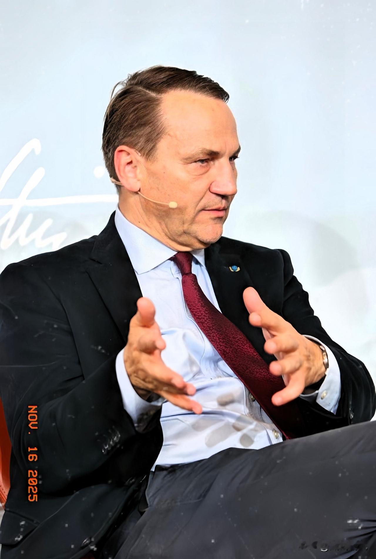 波兰摊牌了！如果再有导弹或飞机未经允许进入我们的领空并被击落，请不要来抱怨，因为