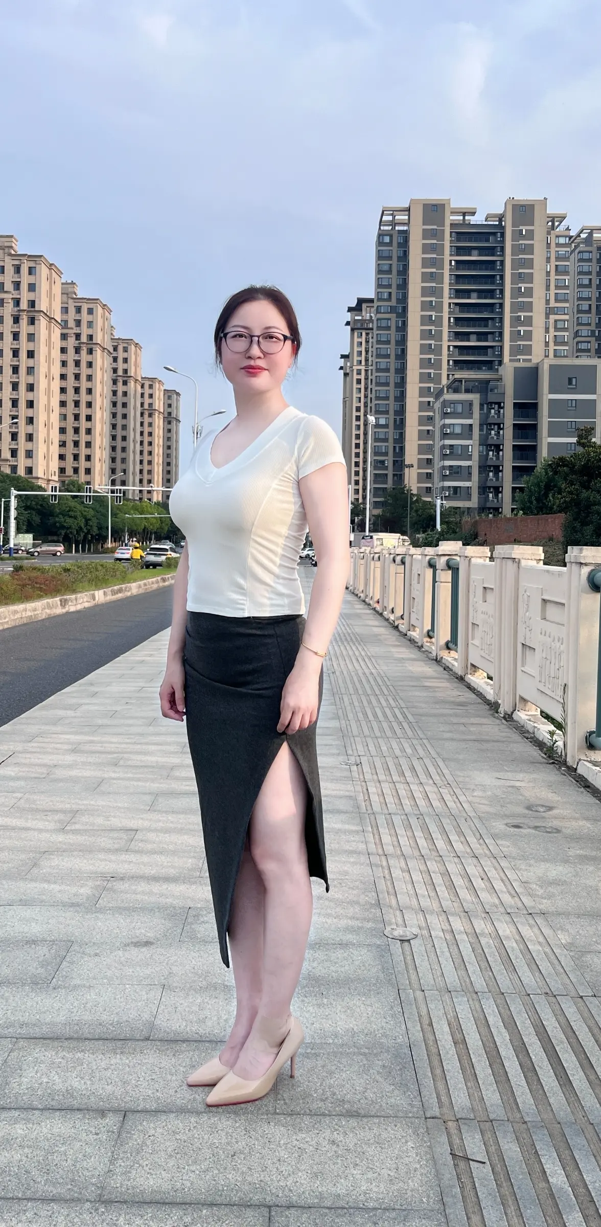良心它不值钱，但可以积德，凡事做到问心无愧。