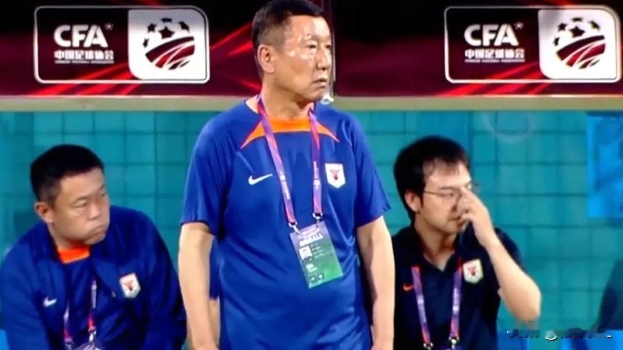 如梦初醒！泰山队最后时刻突然发力，6:3大胜重庆铜梁龙晋级足协杯下一轮，但不得不