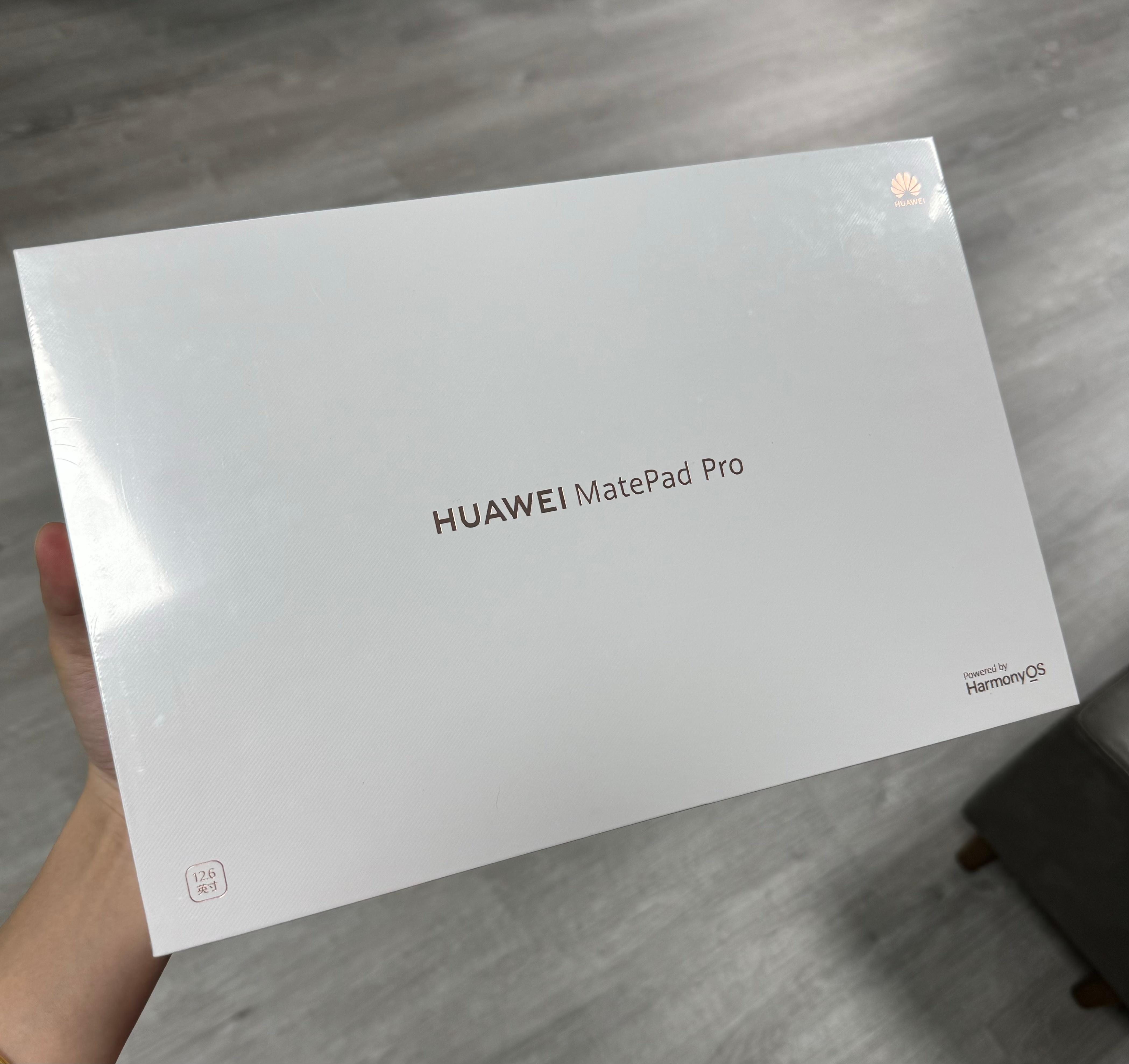 华为MatePad Pro 12.6英寸 2022款 12+512G 曜金黑，全