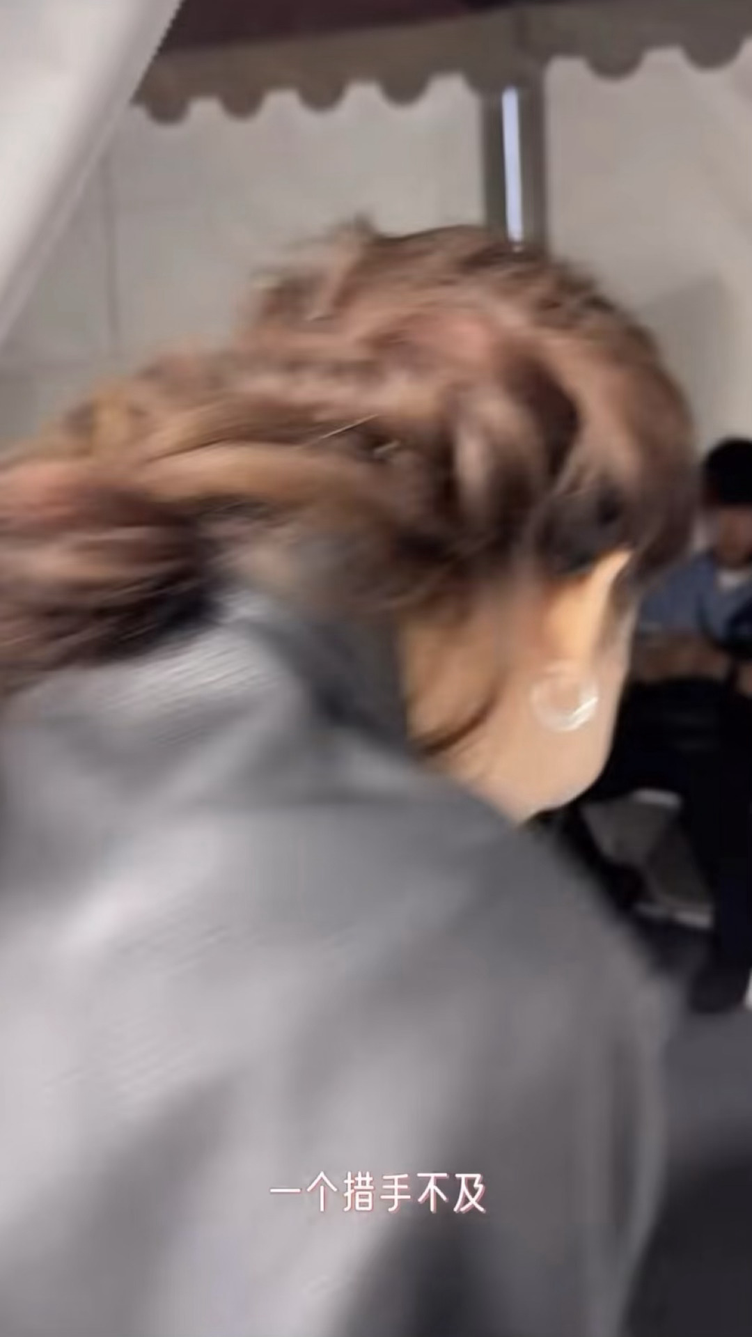 要笑晕了 根本追不上下班最积极的人[泪奔][泪奔] ​​​