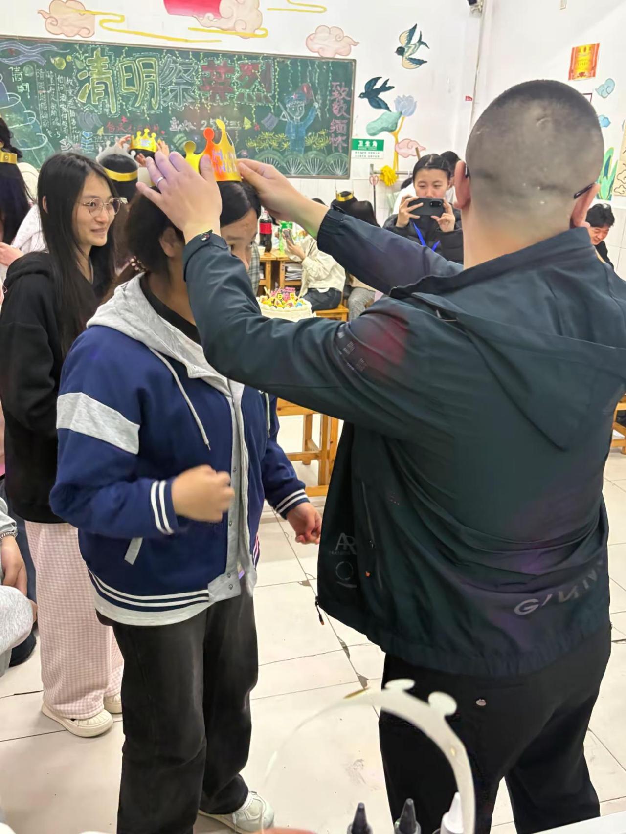 集体生日会！