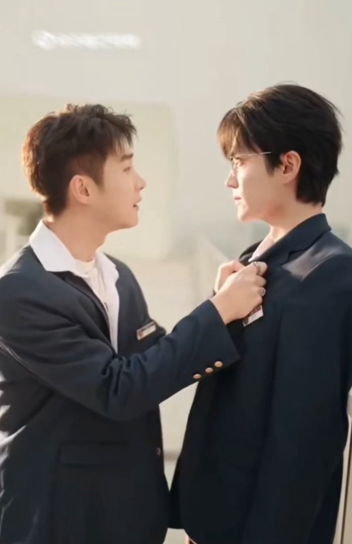 天台是青春剧的标配天台才是青春剧的灵魂场景 刷到《请把我的人设立住》天台这段笑喷