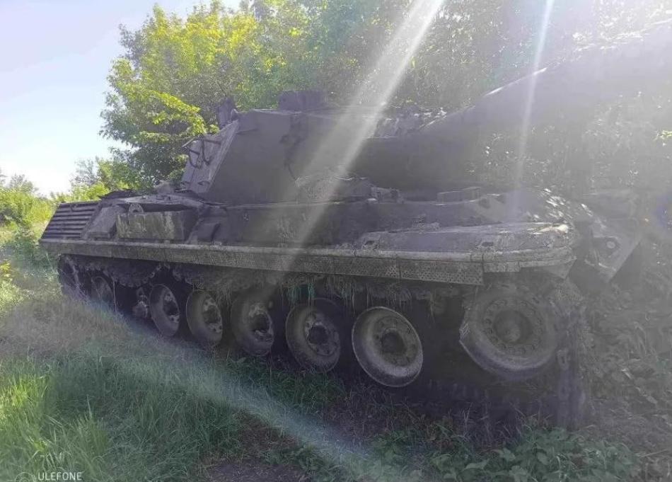 7月31日，俄军拍摄到，在乌克兰战场顿涅茨克州红利曼附近，被俄军击毁后，已经彻底