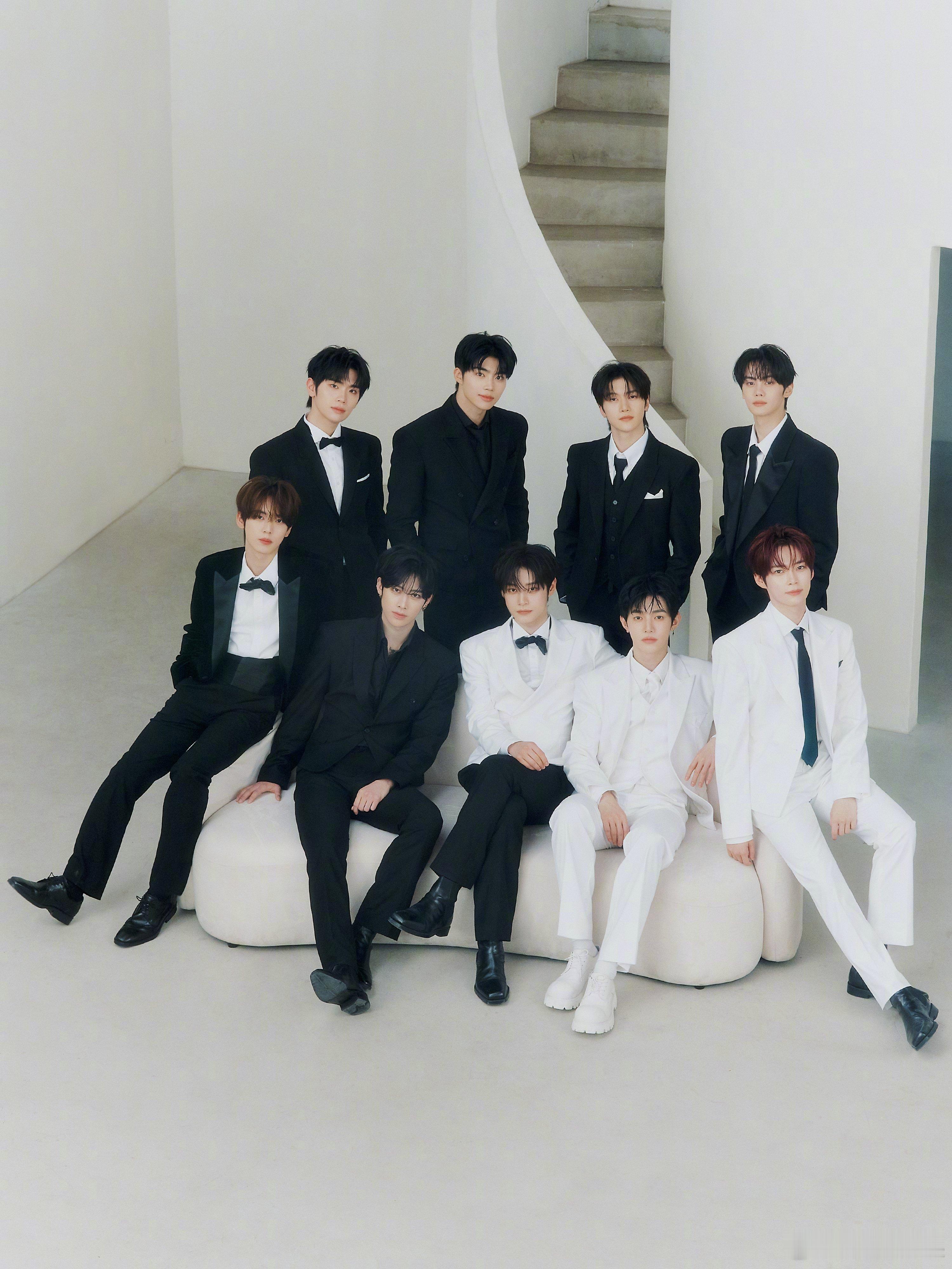 ZB1回归ZB1特别专概念照 ZEROBASEONEZB1组合 特别限定专辑《R