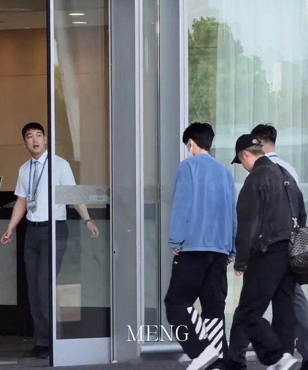 王俊凯出发录制中餐厅王俊凯出发清迈王俊凯出发录制中餐厅 