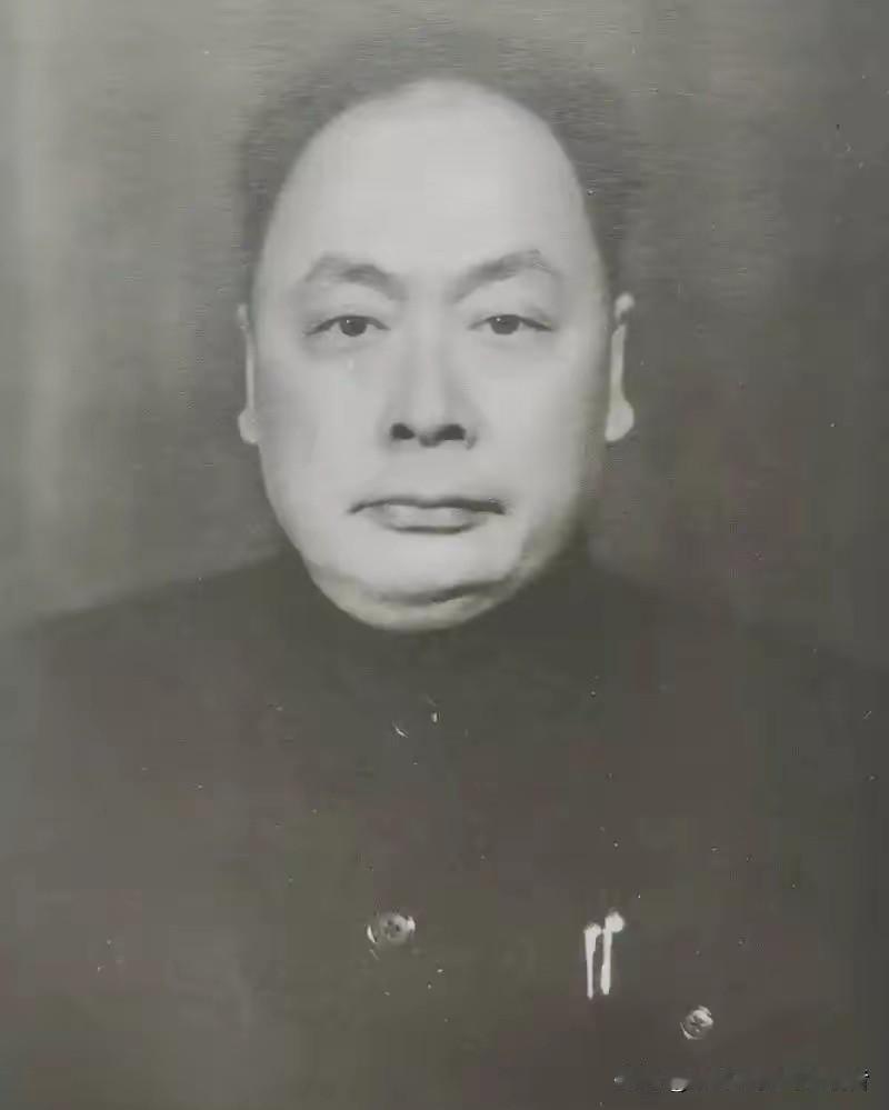 1949年，谢晋元的遗孀向陈毅要了一个房子，陈毅就把吴淞路466号送给她，几天后