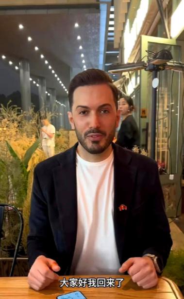 千万身家的浙江女企业家于文红这两天被推上热搜，她在阿尔巴尼亚同居三年、育有一子的