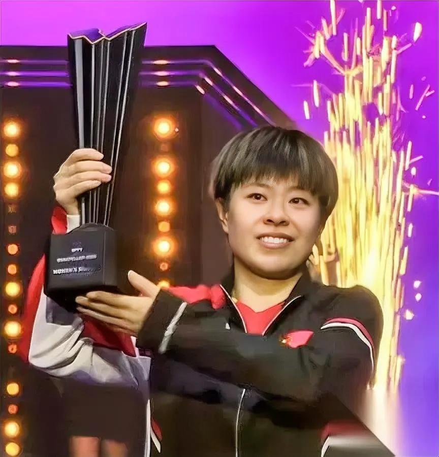 昨晚刷王艺迪的比赛

我攥着手机手心全是汗——

这哪是打球？是拼命！

谁能想