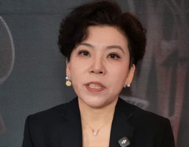 王曼昱夺冠后，邓亚萍正式发声！给马琳提建议：教科书，学习鳗鱼