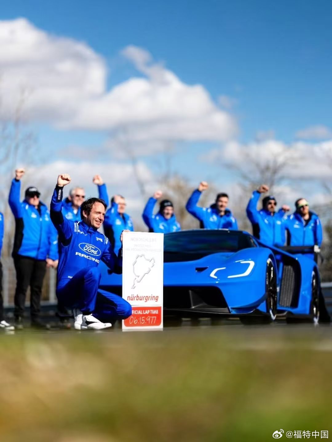 福特GT MkIV 在纽北以 6分15.997 秒的成绩，成为该赛道历史上最快的