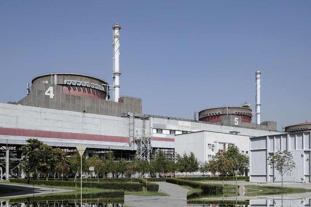 乌克兰拼命了，乌军袭击俄罗斯核电站。危险的信号！这样会使俄使用核武器找到了借口。