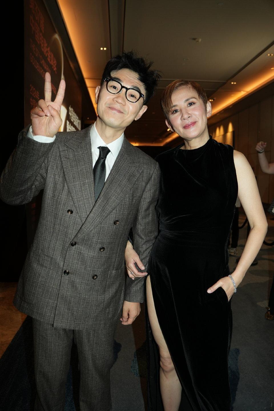 一路繁花3先请到了吴君如吴君如首个内娱真人秀是一路繁花3 网传花少 8 在接触吴