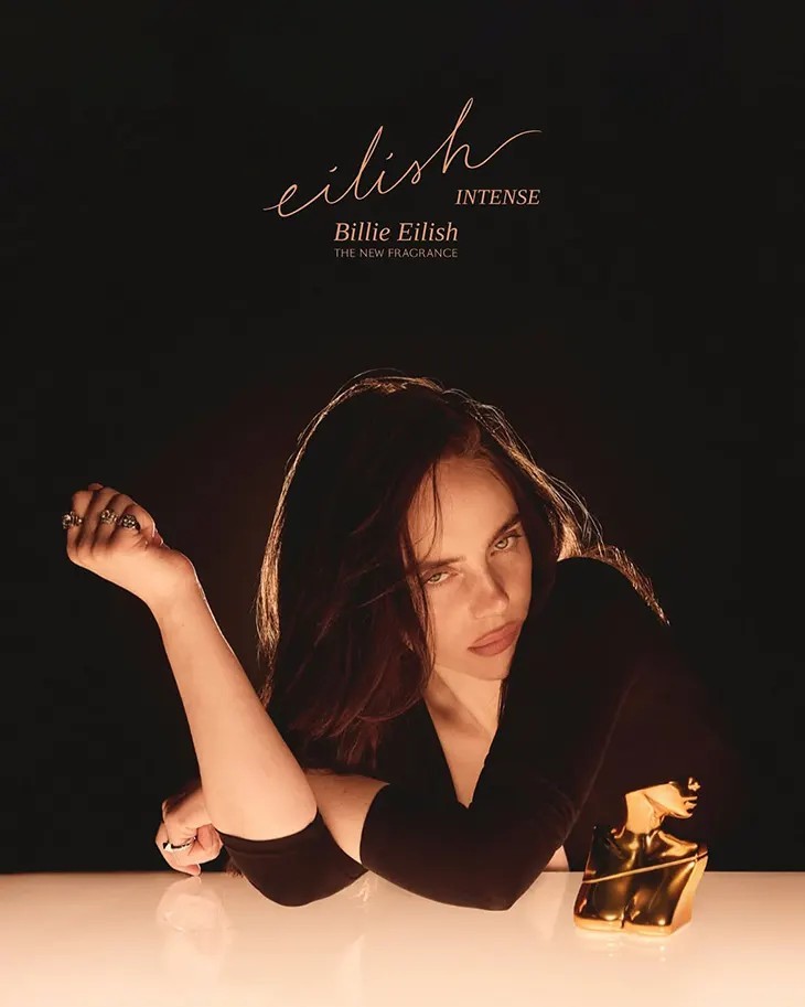 Billie Eilish女士对香水那么感兴趣？继“轮到你惹”后再推出第二支明星